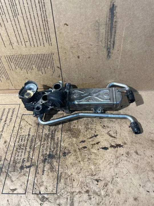 Skoda Fabia Mk2 EGR Pakokaasujäähdytin 2011 image 4