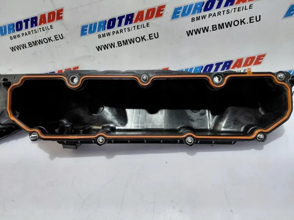BMW S68 Insugningsgrenrör OEM 5B3F933 - Begagnad image 3