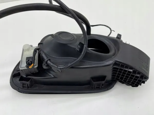 Volvo XC40 Polttoaineläppäsarja OEM 32262810 32296804 image 3