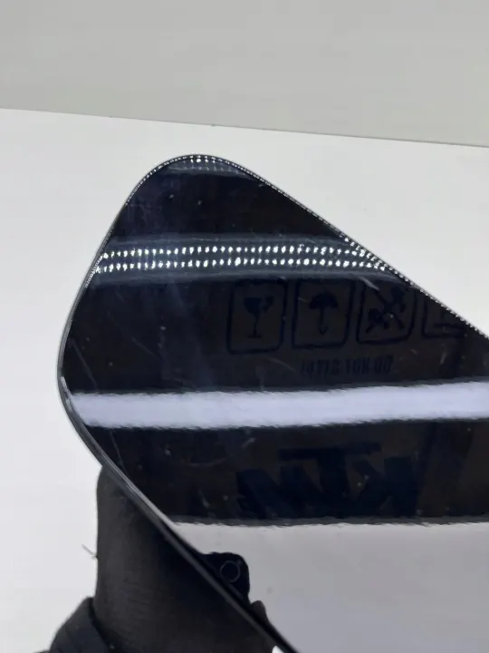 Volvo XC40 Polttoaineläppäsarja OEM 32262810 32296804 image 9