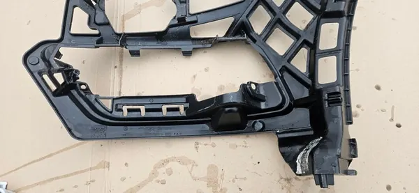 Guia de para-choque direito VW Golf VII 5G0807724B image 7