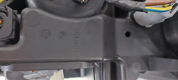 Farol dianteiro direito Xenon BMW 3 E46 LIFT image 10