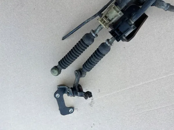Schaltgestänge Mazda 5 2.0 Diesel OEM 2005-2010 image 3