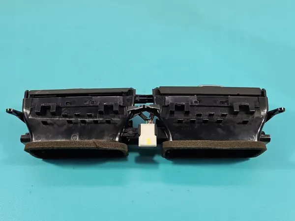 Grelha de ventilação central OEM 9329579 BMW G30 2017-2024 image 5
