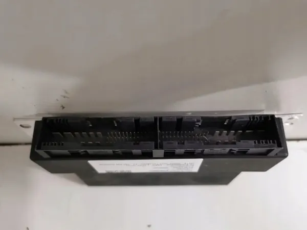 Controlador suspensión neumática trasera OEM 8835393 BMW image 3
