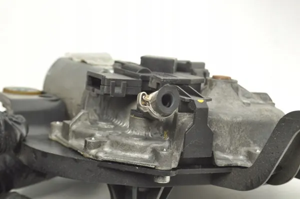 Mercedes W169 W245 achterruitenwissermotor OEM A1698201440 image 5