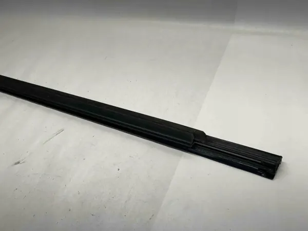 Moldura Porta Direita Mercedes W213 OEM A2137209604 image 10