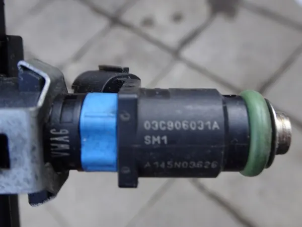 FABIA POLO IBIZA 1.6 BENZYNA RAIL D'INJECTION Marwoj881 ..23 image 6