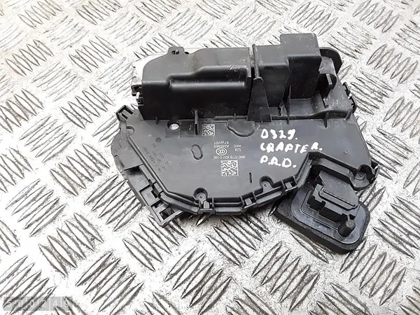 Höger Framdörrlås VW Caddy V 5TB837016E image 4