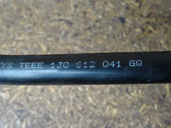 AUDI TT 8N A3 8L 1.8T Unterdruckschlauch 1J0612041GQ image 2