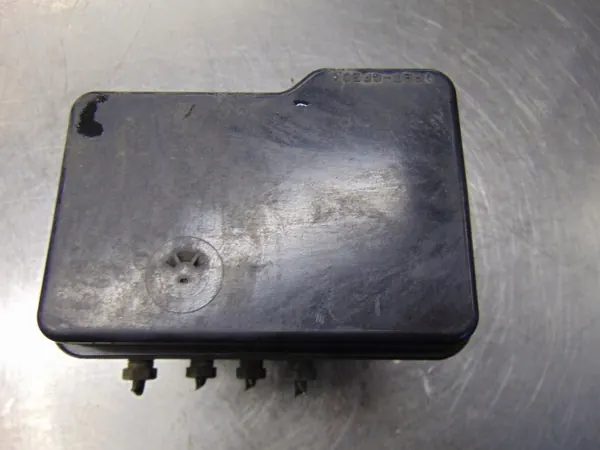 Mitsubishi ABS-pumppu OEM MR527254 Pajero Pinin 1.8 image 5