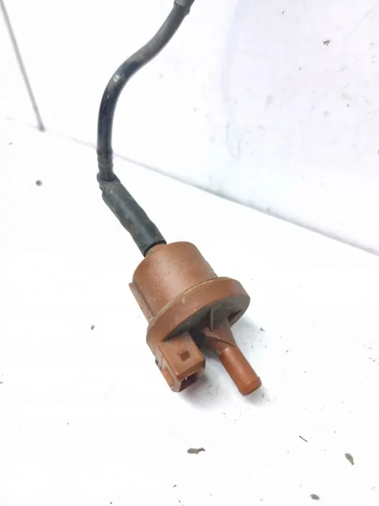 Válvula de vacío OEM 0280142317 para Peugeot 206 1.4 8V image 3