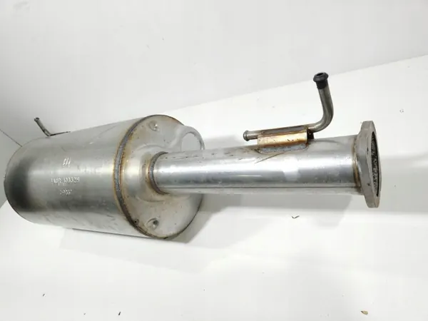 RAM 1500 Mittlerer Auspufftopf gebraucht OEM C-9367 image 3