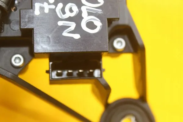 Heckwischermotor VW Polo IV 6Q6955711A image 9