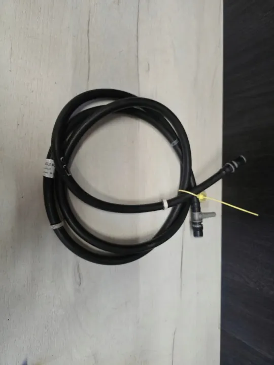 Manguera Lavafaros BMW OEM 8048972 para F20 F21 image 2