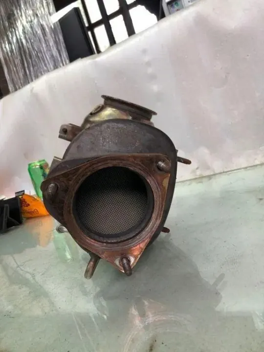 Katalysator Volvo V60 II 2.0 T6 Plug-in Hybrid OEM 32264006 image 3