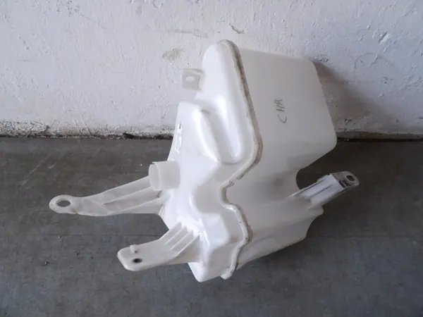 Pesulaitteen säiliö OEM 85310-F4040 Toyota C-HR 2016- image 4