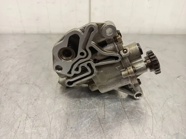 Pompe à huile Audi OEM 06H115105AF pour A4 B8 2.0 TFSI image 5