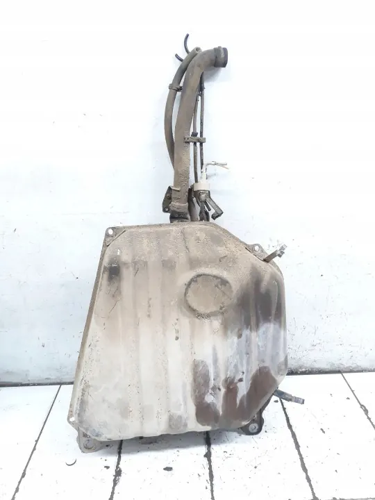 Gebruikte Audi OE brandstoftank OEM ARA220609 1996 image 3