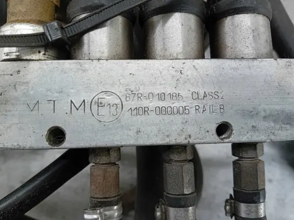 Käytetty LPG-sarja OEM 67R-010185 Chrysler Pacificalle image 2