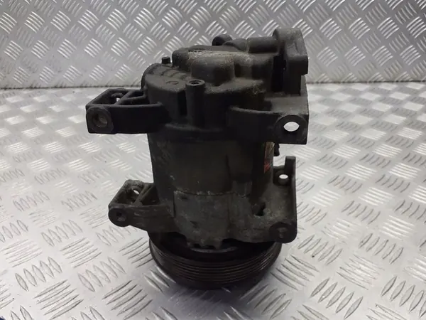 Compressore AC Nissan Almera Tino 926009F510 image 3