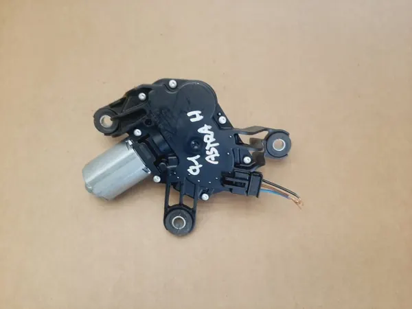 Motor limpiaparabrisas Opel Astra H OEM 13105981 0390201591 image 7