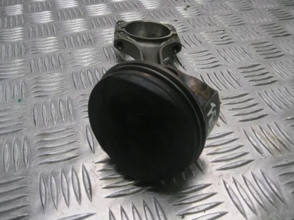 Kolv Audi A4 2009 0822369 image 3