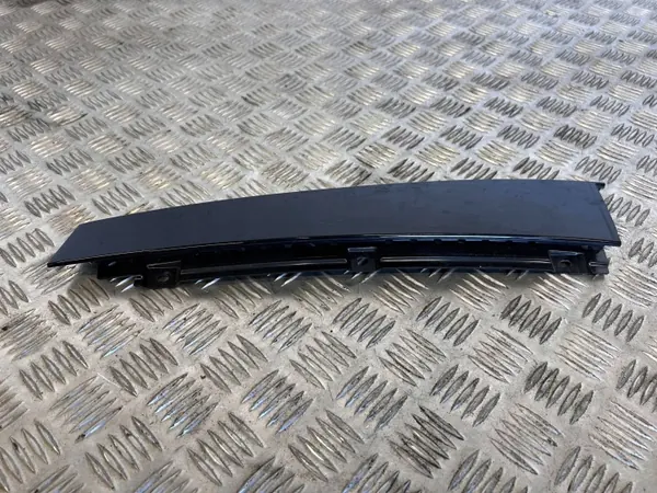 Junta ventana puerta trasera Volvo XC60 OEM 32216801 image 5
