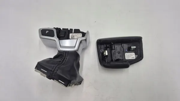 Pommeau de levier OEM 8W1713140D pour Audi S4 S5 A4 A5 image 4