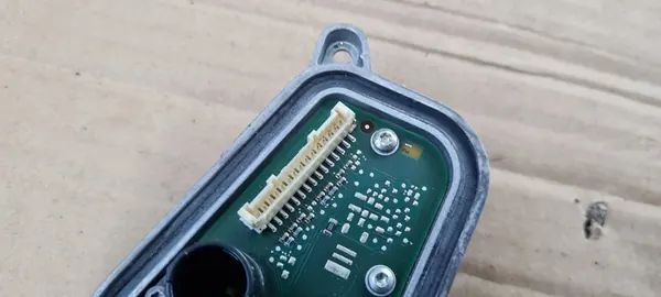 Módulo DRL LED Audi A5 S5 Direito Frontal OEM 8W6998474A image 2