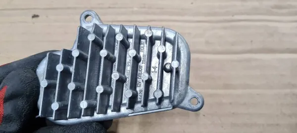 Módulo DRL LED Audi A5 S5 Direito Frontal OEM 8W6998474A image 9