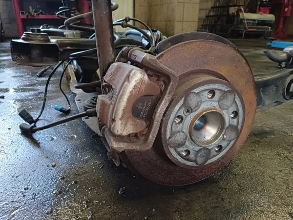 Mercedes Hinterachsträger OEM A2463240307 image 9