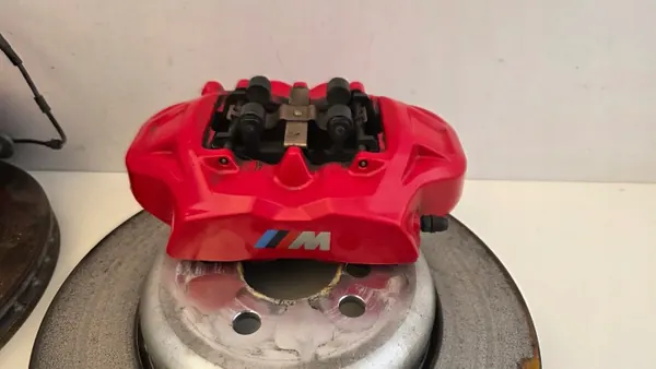 Bromsok fram OEM 8842383 för BMW X3 G45 image 3