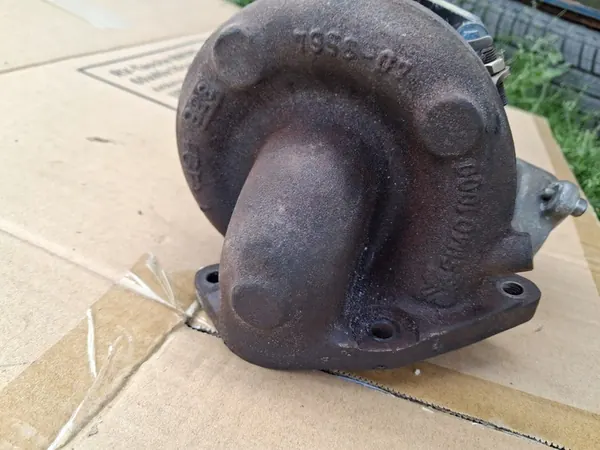 Turbo compresor BMW F10 F01 E70 F15 N57D30C - OEM 8516124 image 3