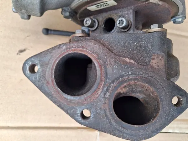 Turbo compresor BMW F10 F01 E70 F15 N57D30C - OEM 8516124 image 4