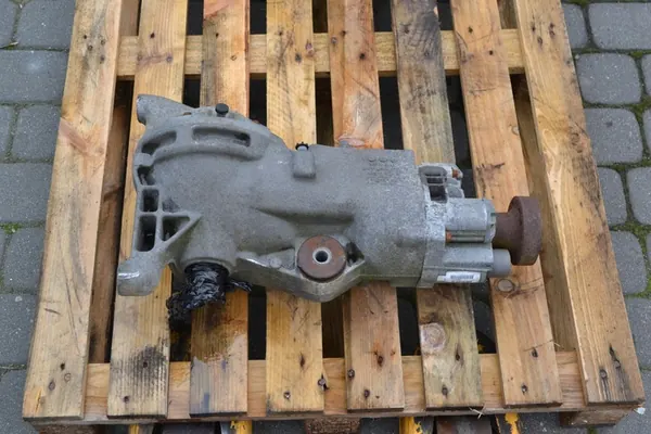 Takadifferentiali XC60 I 2.4 D 6520116290 image 4