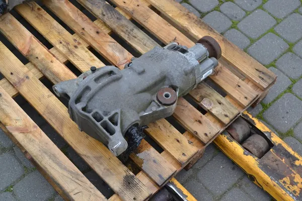 Takadifferentiali XC60 I 2.4 D 6520116290 image 5