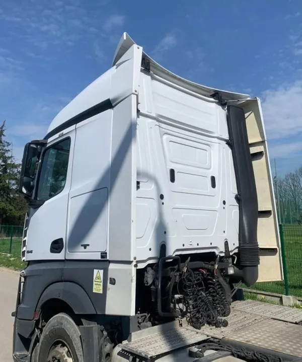 Complete cabine Mercedes-Benz OE voor Actros MP5 Euro 6 image 4