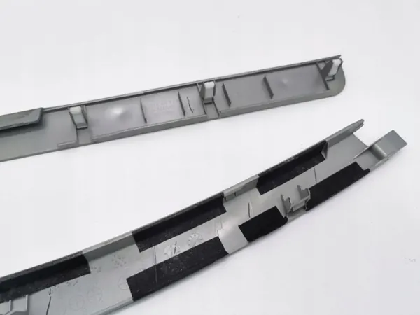 Mazda CX-7 2008 Rechterzijde Middenconsole Sierstrip OEM EH1464471 image 9