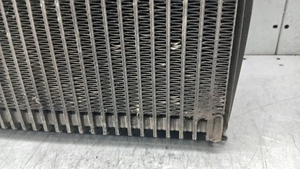 Ilmastointijäähdytin VW Passat B5 FL 2.0TDI 00-05 Sedan image 4