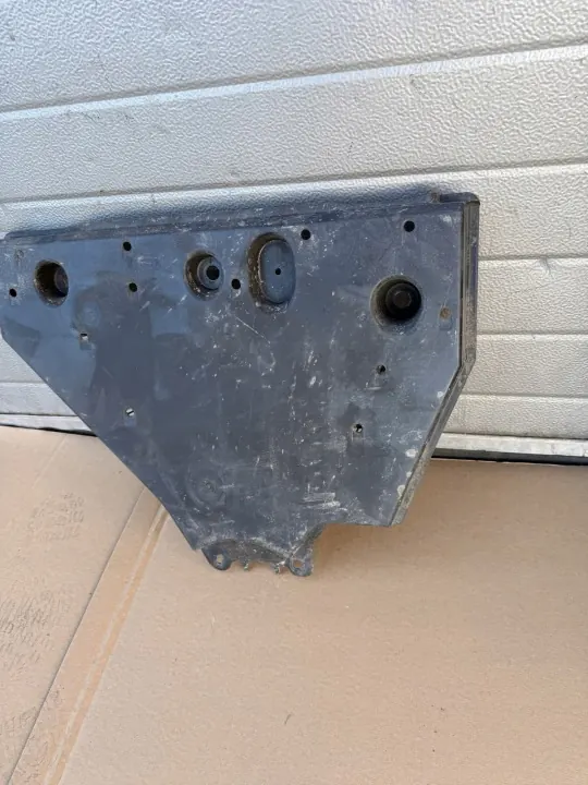 Lexus NX II 2021+ Underkroppssköld OEM 58398-42040 image 2