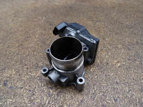 Corpo de borboleta para GOLF VI AUDI A3 8P SEAT LEON II 2.0 TDI image 5