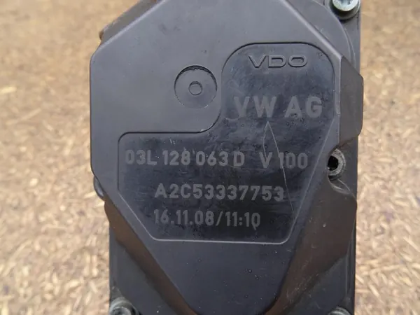 Corpo de borboleta para GOLF VI AUDI A3 8P SEAT LEON II 2.0 TDI image 7