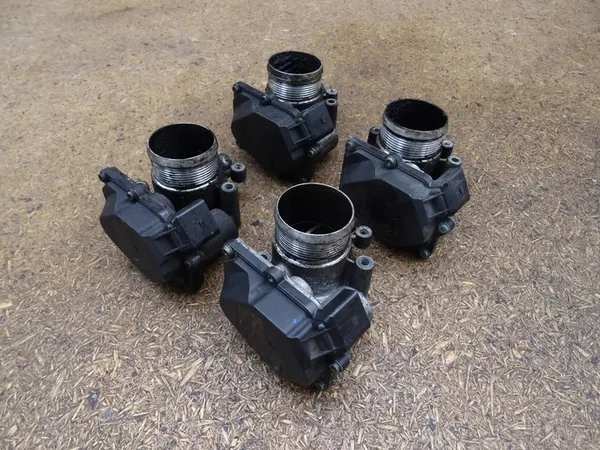 Corpo de borboleta para GOLF VI AUDI A3 8P SEAT LEON II 2.0 TDI image 8