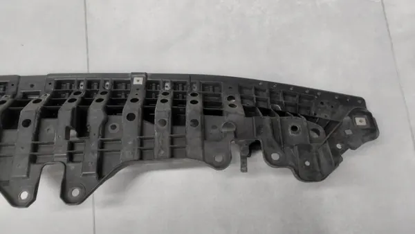 Toyota IQ 08- motorsköld OEM 52618-74010 image 3