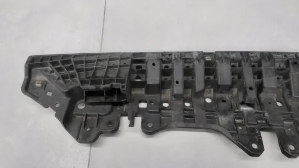 Toyota IQ 08- motorsköld OEM 52618-74010 image 6