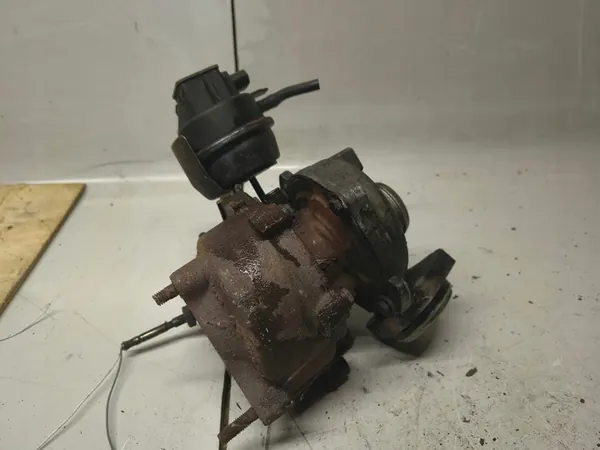 Turbo 2.0 TDI 170HK Audi A4 A5 A6 Q5 OEM 03L145701E image 3