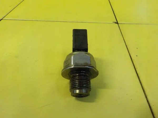 Brandstofdruksensor Chevrolet Orlando Cruze 55PP30-01 image 2