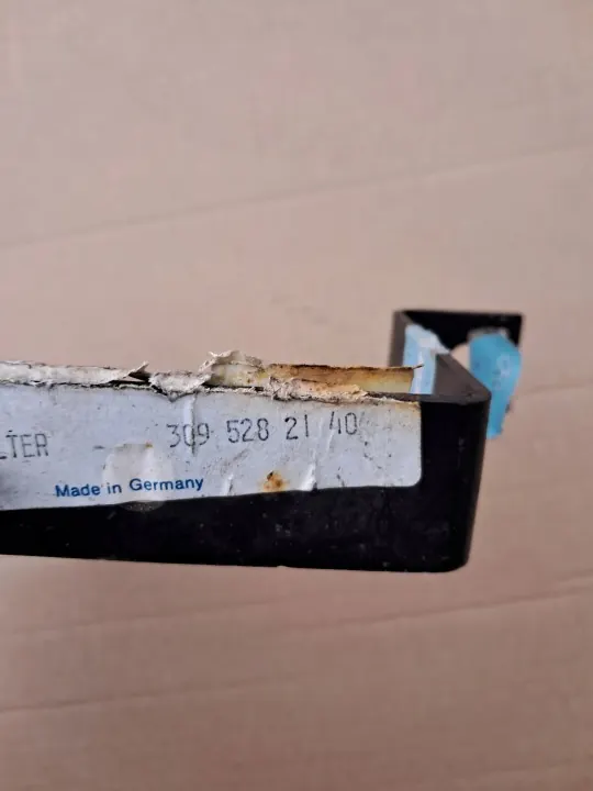Luftfilterfäste OEM 3095282140 för Mercedes image 3