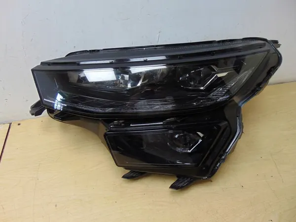 Vasen etuvalaisin Skoda Kodiaq 3 Full LED image 3